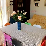 Casa Gerry Vista Mare Apartamento *