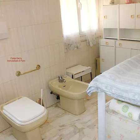 Casa Gerry Vista Mare * Леванто