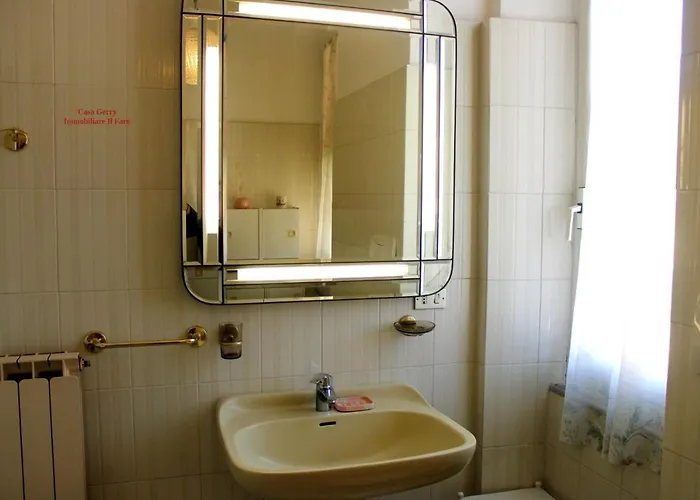 Casa Gerry Vista Mare شقة *