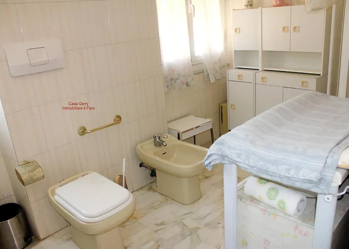 Casa Gerry Vista Mare * ليفانتو